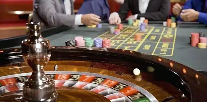 Basketball game action representing Philippine sports betting interest on gameph